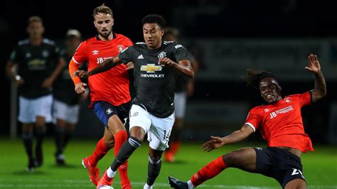 Follow live match coverage and reaction as Manchester United play Luton Town in the English Premier League on 11 November 2023 at 15:00 UTC 
